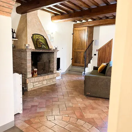 Monolocale Il Vecchio Fienile شقة سان جيمينيانو